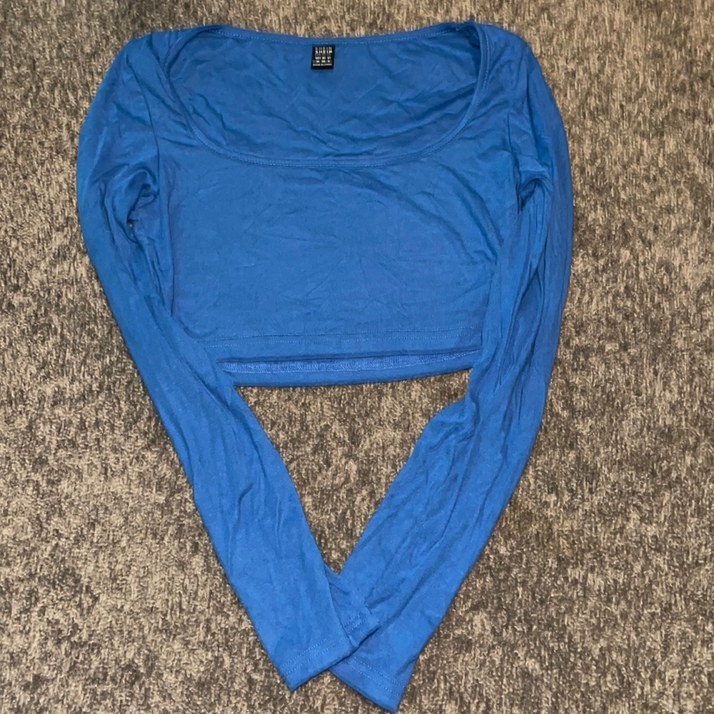 crop blue long sleeve